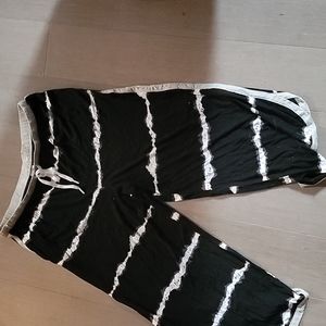 Woman's flowy sleep pants